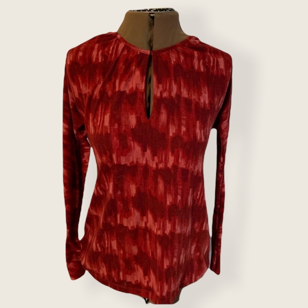 Daisy Fuentes Red & Black Long Sleeve Printed M Shirt with Peekaboo Chest